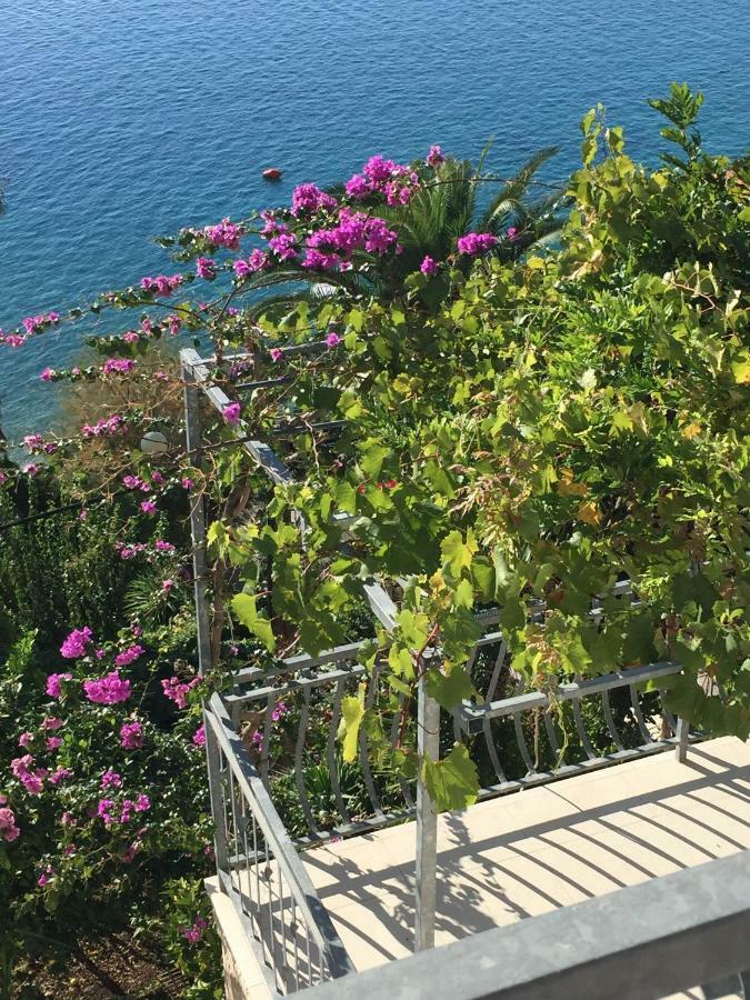 Beach Penthouse Diamond Omis Exterior photo